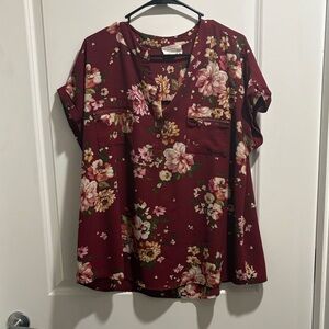 Floral V-Neck Short Sleeve Blouse in Burgundy